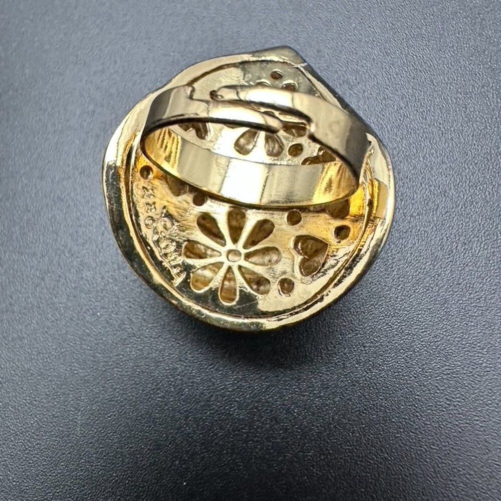 Lilly Pulitzer Gold-plated 3D Shell adjustable Statement Ring Size 8 + - Picture 4 of 6